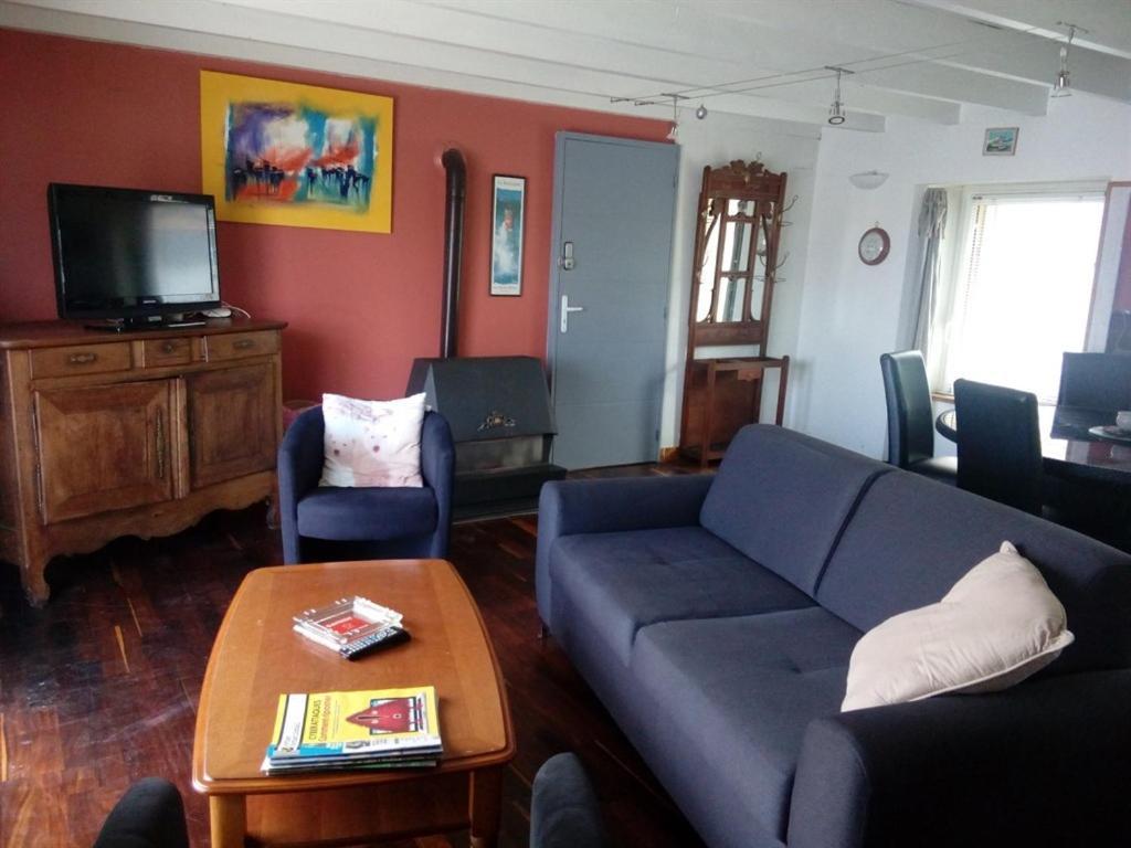 La maison du Lenn face à la mer Louannec Quarto foto