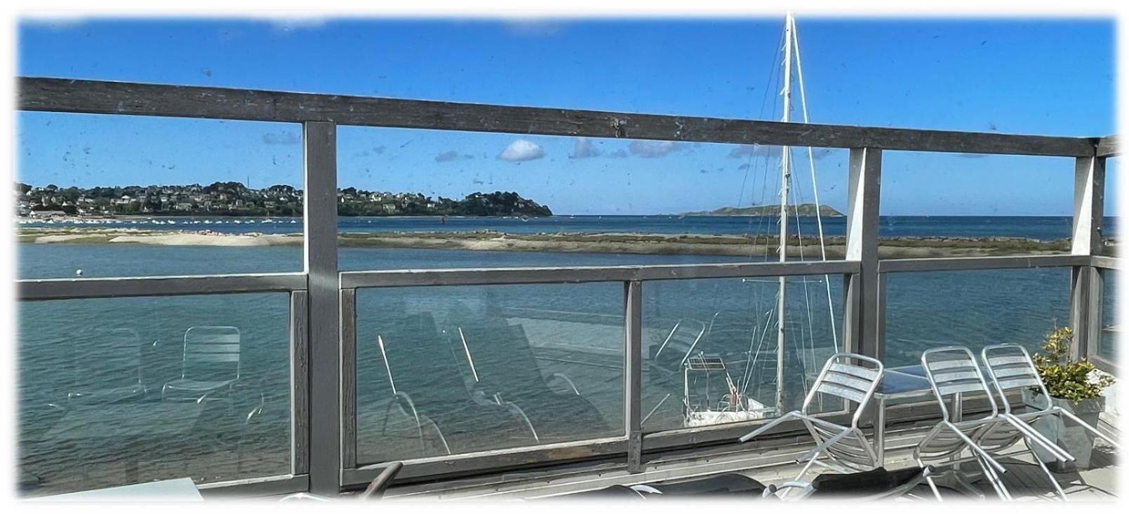 La maison du Lenn face à la mer Louannec Exterior foto